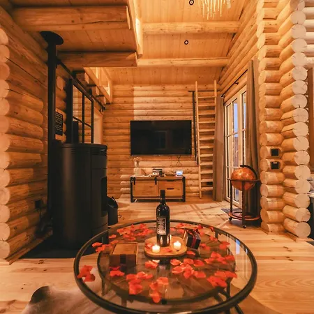 Cosy W/ Jacuzzi In Amazing Region Chalet